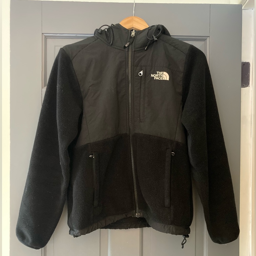 The North Face Denali women’s small black fleece jacket with hood